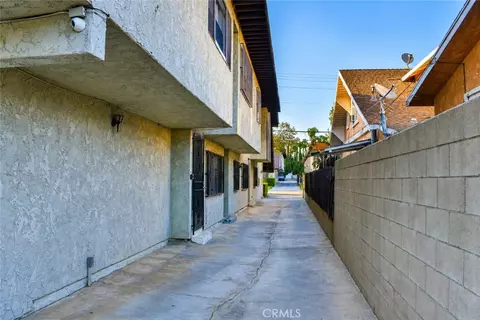 Entry Way - 1524 Acacia Street Unit 3 St, Alhambra, CA 91801 photo 1 of 1