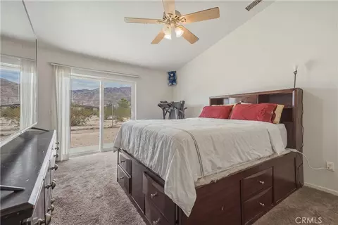 Bedroom - 6636 Cholla Ave, Twentynine Palms, CA 92277 photo 2 of 4