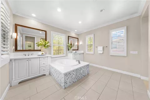 Bath - 63 Rossmore, Irvine, CA 92620 photo 6 of 8