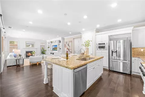 Kitchen - 63 Rossmore, Irvine, CA 92620 photo 2 of 3
