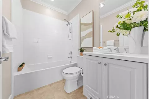 Bath - 63 Rossmore, Irvine, CA 92620 photo 4 of 8