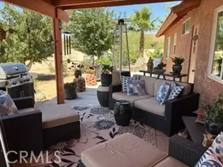 Exterior - 17952 Cherry St, Hesperia, CA 92345 photo 1 of 3