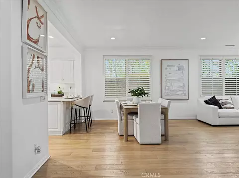 Entry Way - 320 Bronze, Irvine, CA 92618 photo 5 of 13