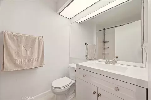 Bath - 524 Park Shadow Ct, Baldwin Park, CA 91706 photo 2 of 2
