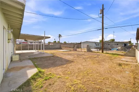 Exterior - 1921 Flora, Needles, CA 92363 photo 9 of 15
