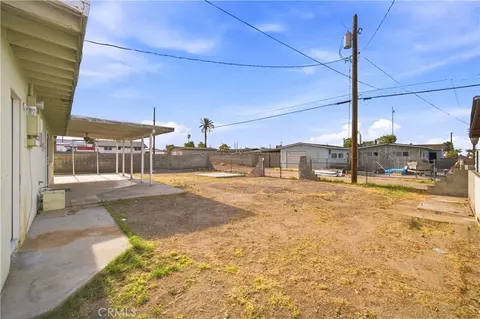 Exterior - 1921 Flora, Needles, CA 92363 photo 13 of 15