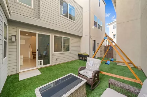 Exterior - 351 Baluster, Irvine, CA 92618 photo 6 of 8