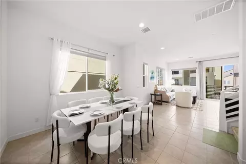 Dining - 351 Baluster, Irvine, CA 92618 photo 1 of 2