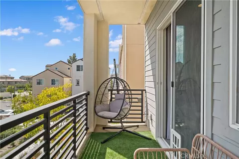 Exterior - 351 Baluster, Irvine, CA 92618 photo 5 of 8
