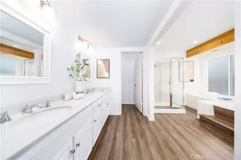 Bath - 5 Taylor, Irvine, CA 92620 photo 1 of 3