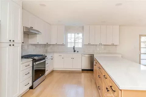 Kitchen - 6270 Kinlock, Rancho Cucamonga, CA 91737 photo 2 of 2