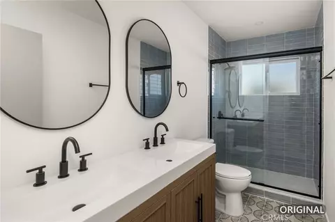 Bath - 2101 W 159th, Compton, CA 90220 photo 2 of 6