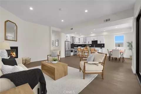 Living - 685 Castlehill Dr, Walnut, CA 91789 photo 2 of 4