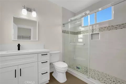 Bath - 685 Castlehill Dr, Walnut, CA 91789 photo 3 of 3