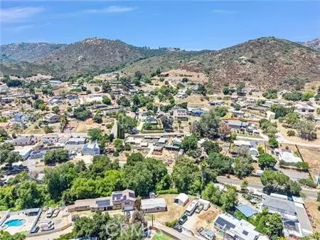 View/Area - 707 Silverbrook, El Cajon, CA 92019 photo 5 of 6