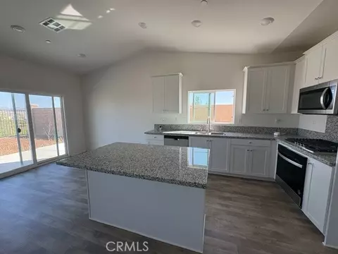 Kitchen - 35355 Couples Ct, Beaumont, CA 92223 photo 1 of 3