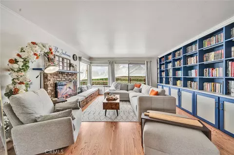 Living - 3382 Saddle, Hayward, CA 94541 photo 3 of 7