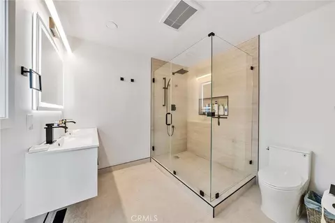 Bath - 3382 Saddle, Hayward, CA 94541 photo 2 of 4