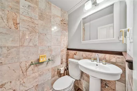 Bath - 3382 Saddle, Hayward, CA 94541 photo 1 of 4
