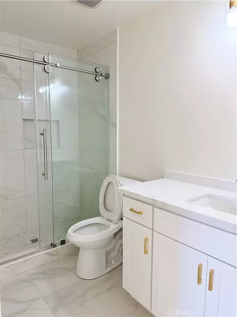 24 Whitecloud, Irvine, CA 92614 photo 3