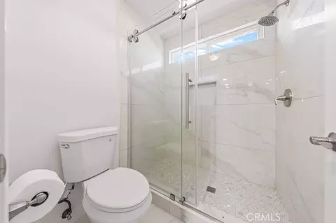 Bath - 24 Whitecloud, Irvine, CA 92614 photo 2 of 3