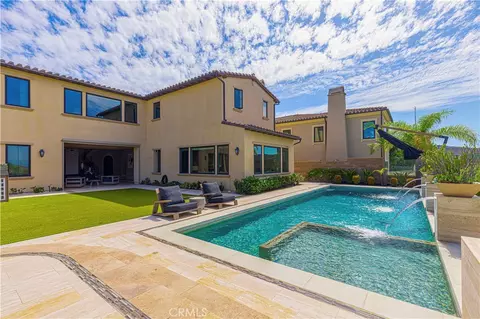 Exterior - 121 Panorama, Irvine, CA 92618 photo 5 of 10