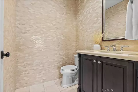 Bath - 121 Panorama, Irvine, CA 92618 photo 9 of 9