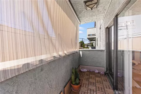 Exterior - 4211 Arch #103, Studio City, CA 91604 photo 2 of 4