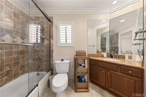 Bath - 4211 Arch #103, Studio City, CA 91604 photo 2 of 3