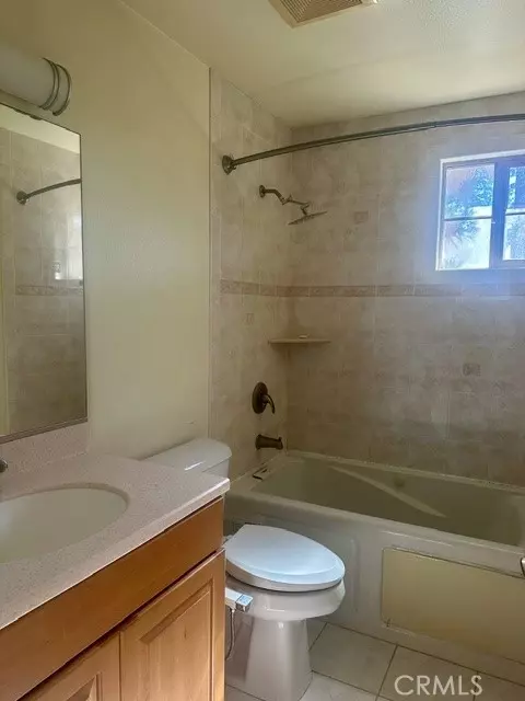 Bath - 3598 E Del Mar, Pasadena, CA 91107 photo 2 of 4