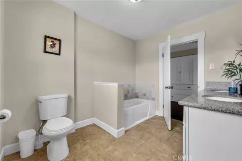 Bath - 3354 Orange St, Riverside, CA 92501 photo 2 of 3