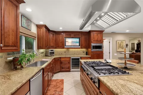 Kitchen - 1321 N Puente St, Brea, CA 92821 photo 5 of 7