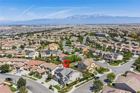 View/Area - 2795 Devonshire Ln, Ontario, CA 91762 photo 4 of 7