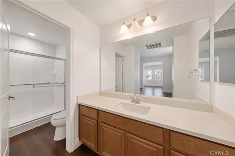 Bath - 2795 Devonshire Ln, Ontario, CA 91762 photo 1 of 2