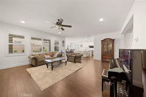 Living - 2795 Devonshire Ln, Ontario, CA 91762 photo 4 of 4