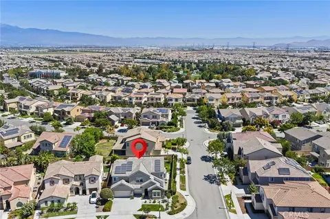 View/Area - 2795 Devonshire Ln, Ontario, CA 91762 photo 3 of 7