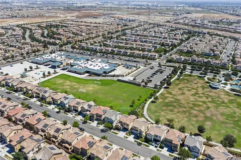 View/Area - 2795 Devonshire Ln, Ontario, CA 91762 photo 7 of 7