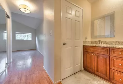 Entry Way - 3701 Summer Ln, Baldwin Park, CA 91706 photo 4 of 4