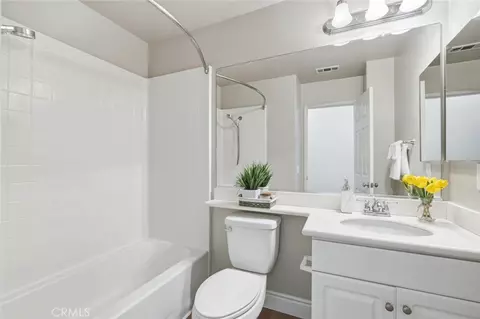 Bath - 3652 Tyler Ave, El Monte, CA 91731 photo 3 of 4