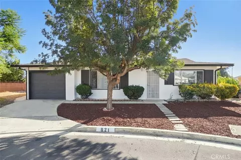 821 Majela Ln, Hemet, CA 92543