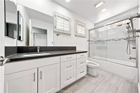 Bath - 357 Windemere, Walnut, CA 91789 photo 4 of 4