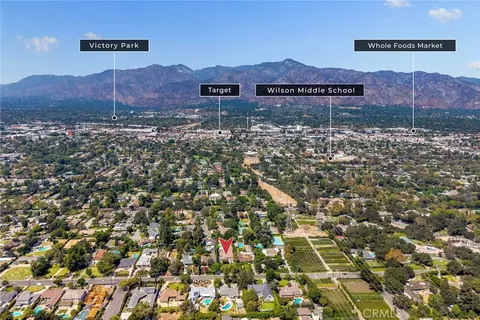 View/Area - 3255 Lombardy Rd, Pasadena, CA 91107 photo 4 of 6