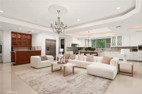 Living - 3255 Lombardy Rd, Pasadena, CA 91107 photo 5 of 5