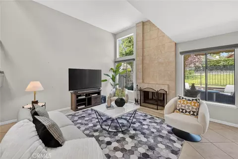 Living - 525 Riviera Ct, Fullerton, CA 92835 photo 4 of 5