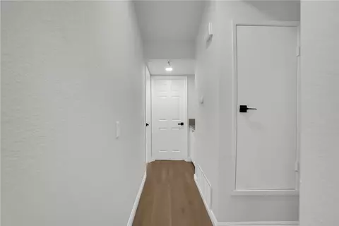 Entry Way - 543 E Lincoln St, Carson, CA 90745 photo 1 of 1