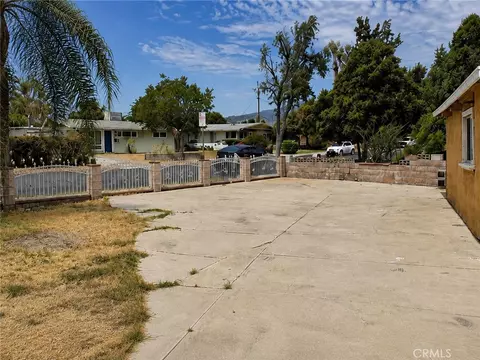 Exterior - 945 E 5th St, Ontario, CA 91764 photo 6 of 6