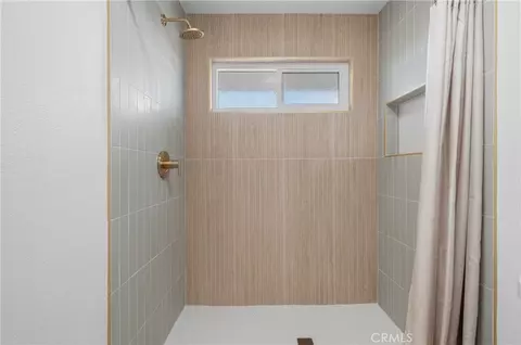 Bath - 60940 Navajo, Joshua Tree, CA 92252 photo 1 of 5