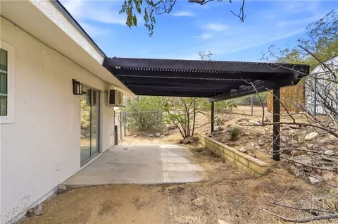 Exterior - 60940 Navajo, Joshua Tree, CA 92252 photo 5 of 7