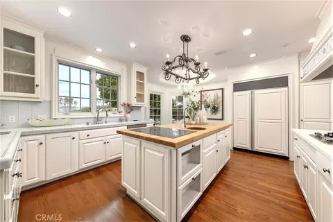 Kitchen - 4 Summit, Irvine, CA 92603 photo 2 of 2