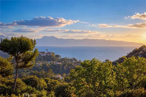 View/Area - 4 Summit, Irvine, CA 92603 photo 1 of 18